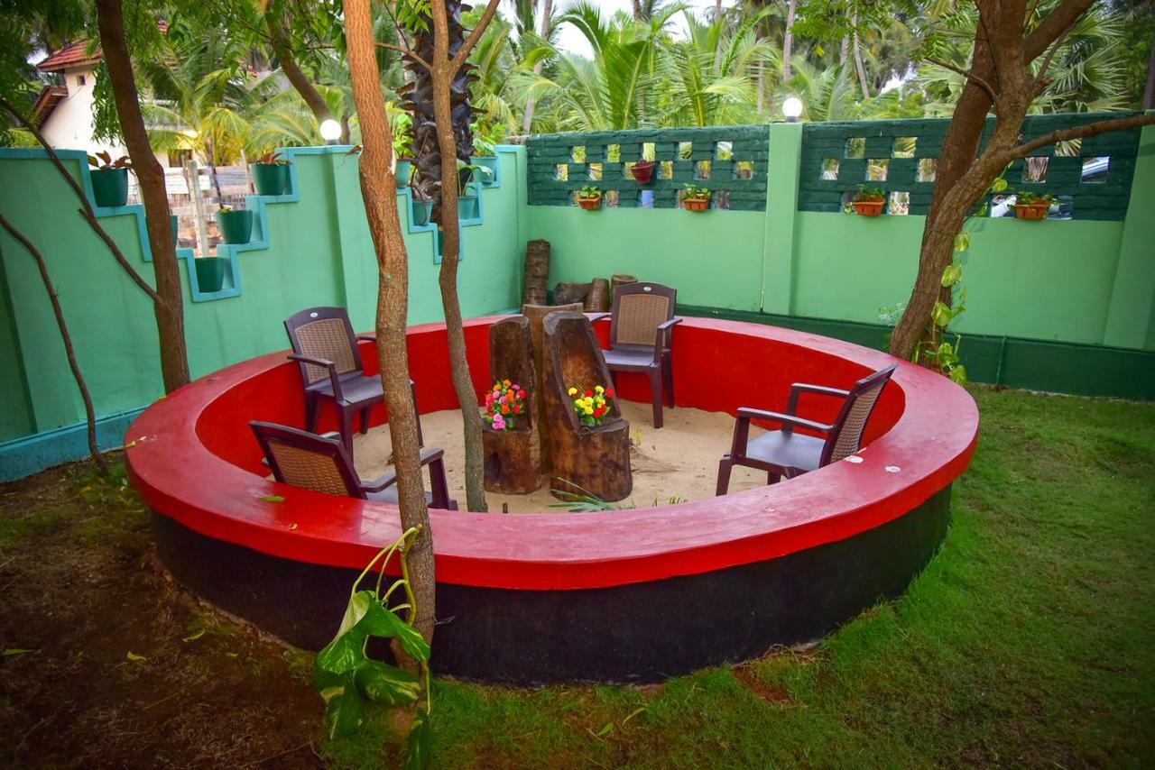 Neem Garden Guest House Батикалоа Екстериор снимка