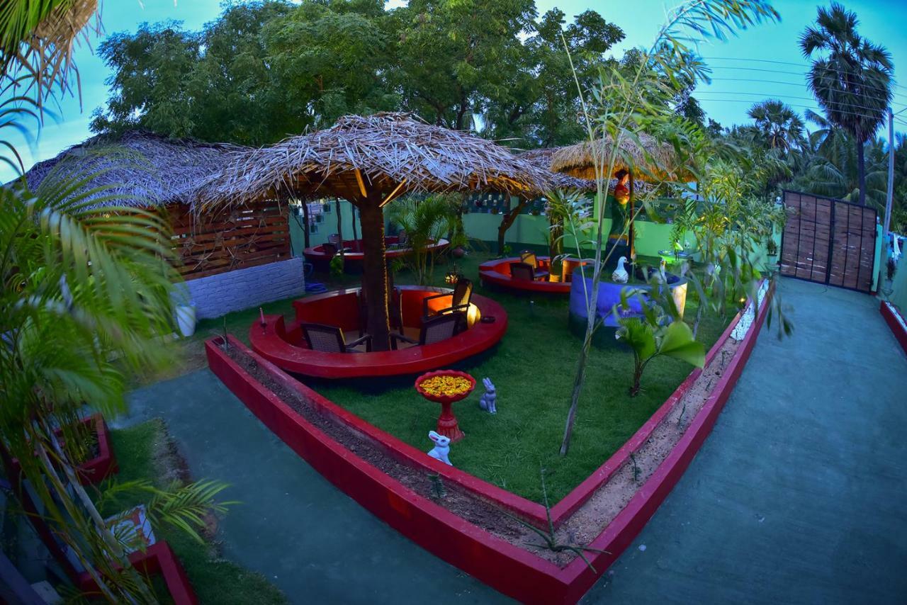 Neem Garden Guest House Батикалоа Екстериор снимка