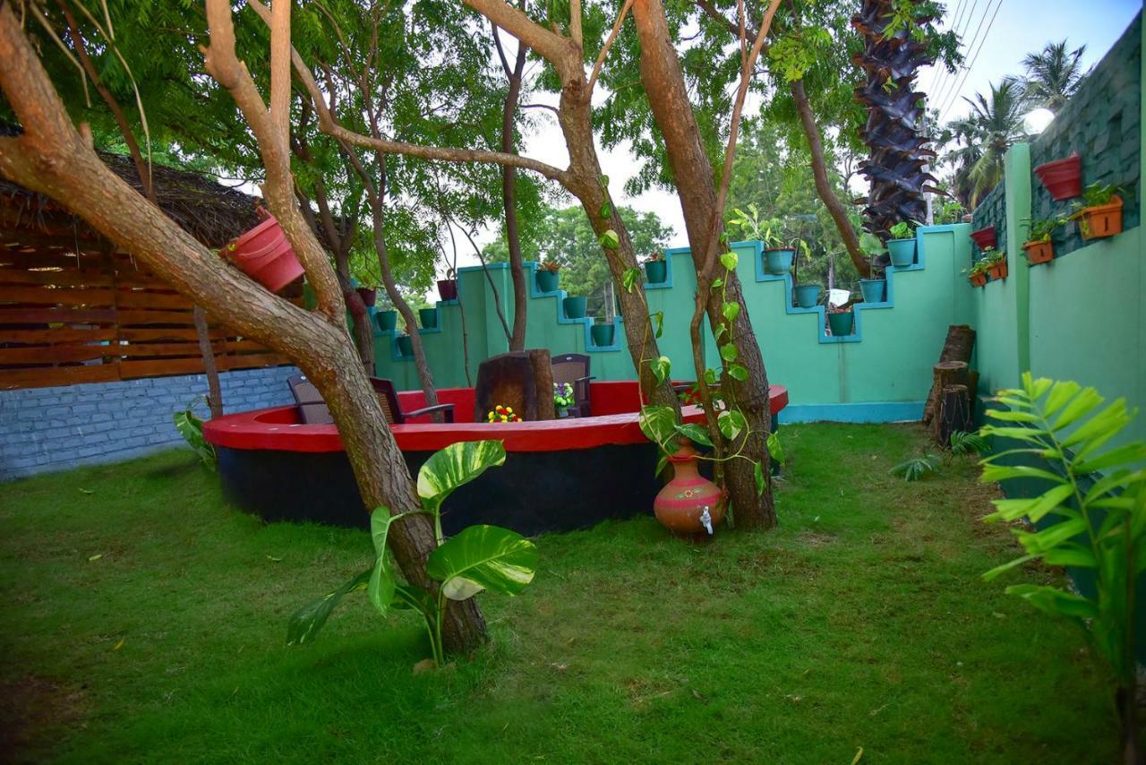 Neem Garden Guest House Батикалоа Екстериор снимка
