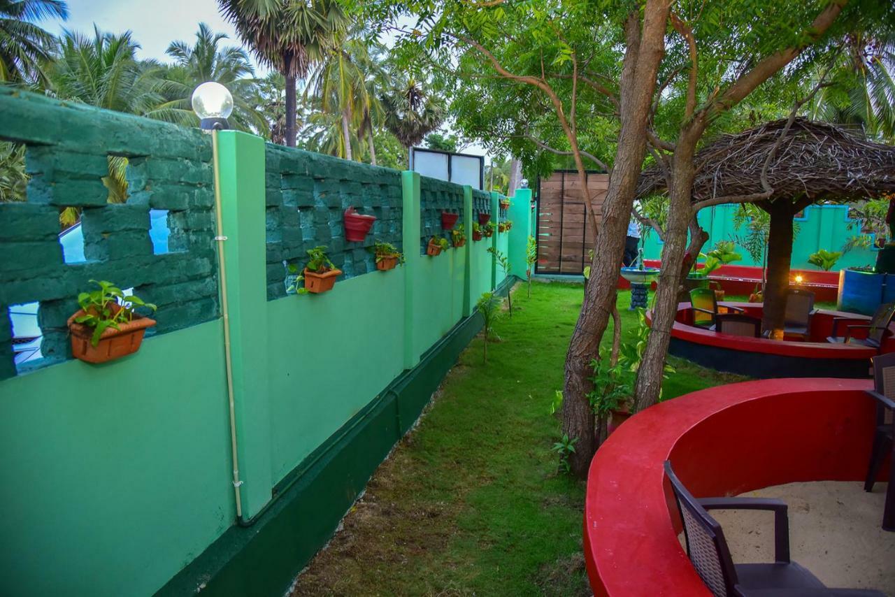 Neem Garden Guest House Батикалоа Екстериор снимка